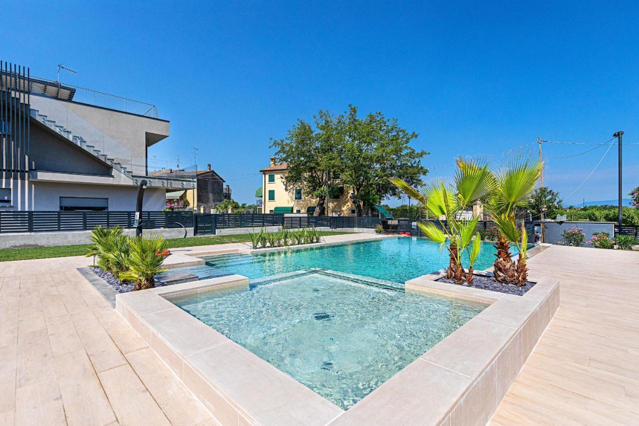페스키에라델가르다 Una Terrazza Sul Lago A2 Con Piscina By Wonderful Italy 아파트 외부 사진